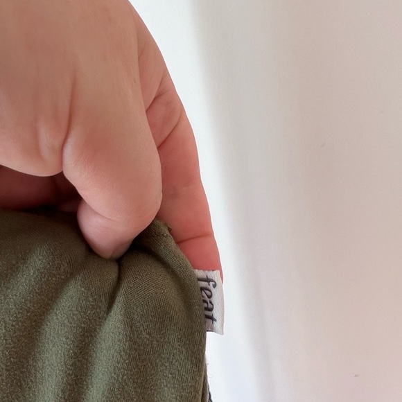 Feat Clothing Roam Performance Pants Tapered Olive Green Women's Jogger Soft - Picture 5 of 7